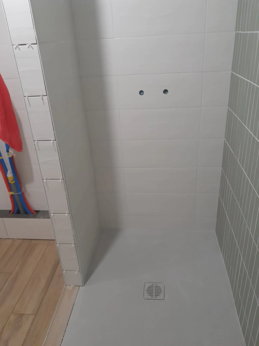 Rénovation du carrelage dans une salle de bain